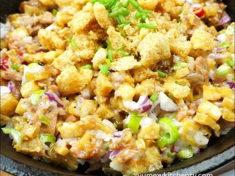 Tuna Sisig Recipe, Tofu Tuna, Tufo Recipes Tofu, Tuna Sisig, Fish Tofu Recipe, Vegan Spicy Tuna, Tuna Vegan, Tofu Sisig, Tuna Meat