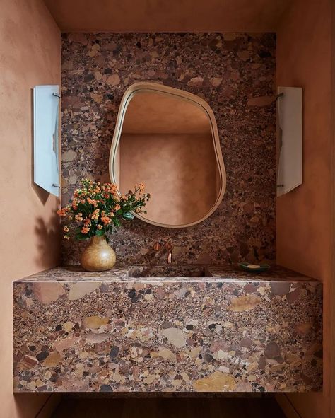 @laurasantosinteriors Luxury Powder Room Design, Luxury Powder Room, Luxury Powder, Mid Century Interior, Living Tv, Powder Room Design, Foyer Decor, Bathroom Goals, Unique Bathroom