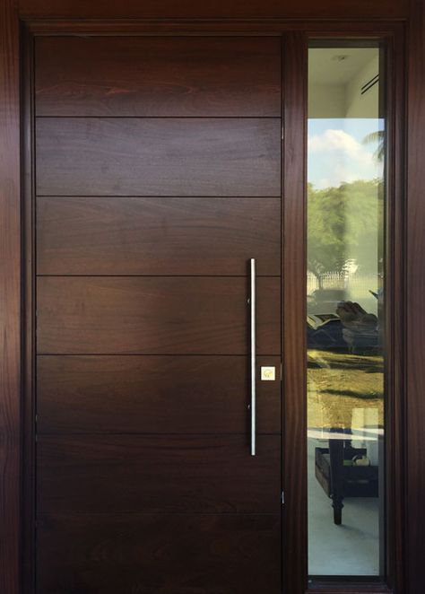 Luxury Door Design, Modern Doors Exterior Entrance, Teak Wood Main Door Design Entrance Indian, Sunmica Door Designs, Veneer Door Design, House Entrance Doors, Brown Front Doors, House Main Door, House Front Door Design