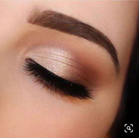 Goth Easter, Soft Glam Bridal Makeup, Soft Glam Bridal, Glam Bridal Makeup, Red Lipstick Makeup, Glam Wedding Makeup, Makeup Soft, Soft Makeup Looks, Eyeshadow For Brown Eyes