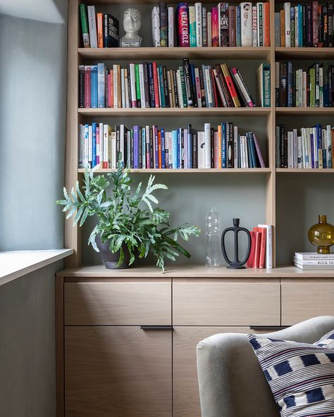 Barr Joinery on Instagram: "In the study, the same light-oiled natural oak forms a dresser-style shelving unit. Bookshelves with adjustable shelving sit above…" Statement Photography, Style Shelving, Edge Pulls, Cabinetry Hardware, Joinery Design, Instagram Light, Cabinetry Design, Interior Design Photos, Modern Country