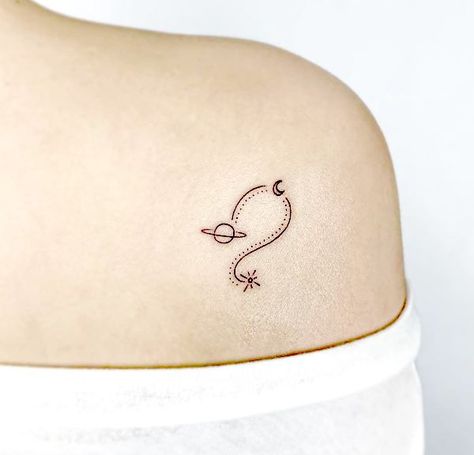 Leo Sun Sign Tattoo, Leo And Sun Tattoo, Virgo And Leo Tattoo Combined, Sun Leo Tattoo, Cute Leo Tattoo Ideas, Leo Henna, Mini Lion Tattoo, Sun Sign Tattoo, Leo Sun Tattoo