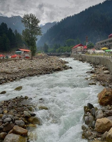 Naran Kaghan, Kaghan Valley, Faisal Khan, Pakistan Pictures, Pakistan Tourism, Valley River, Swat Valley, Pakistan Travel, Khyber Pakhtunkhwa