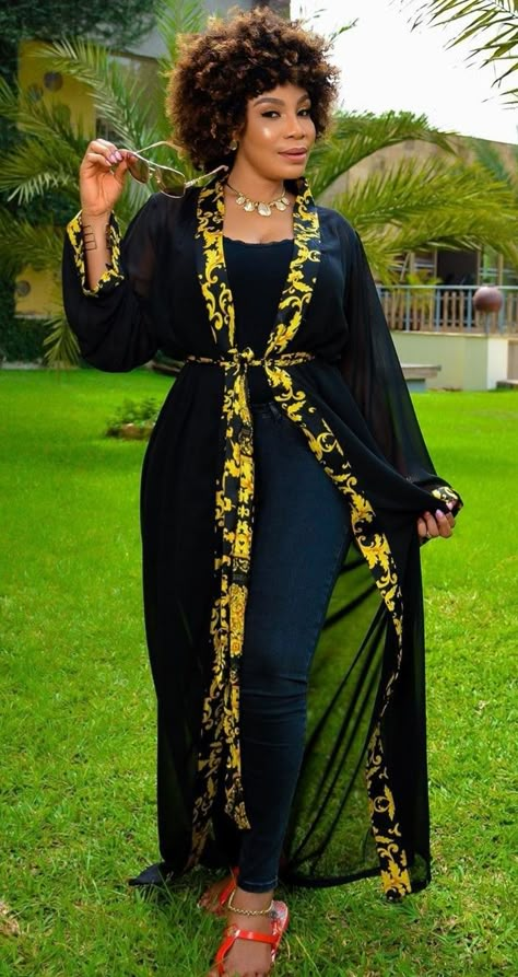 Outfits In Black, Ladies Outfits, African Theme, African Print Dress Ankara, Best African Dresses, African Fashion Skirts, African Wear Dresses, African Maxi Dresses, African Lace Dresses