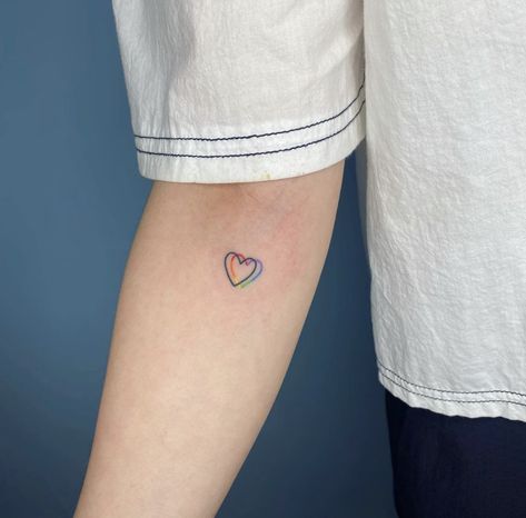 Rainbow Heart Tattoo, Rainbow Tattoo, Tiny Tattoos For Women, Scar Cover Up, Rainbow Tattoos, Heena Design, Heart Rainbow, Gemini Tattoo, Intricate Tattoo