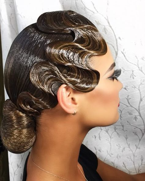 Likirichenko Elena's photos Black Swan Hairstyle, Ballroom Dance Hairstyles, Dance Hair Styles, Dancing Hairstyles, Ballroom Competition Hair, Latin Hairstyles, Ballroom Dancing Hairstyles, Dancesport Hair, Ballroom Hairstyles