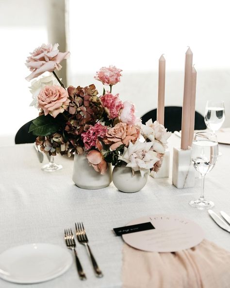 WILD FLOS on Instagram: “Table floral details featuring a range of our ceramic vases with @ruby_and_james ✨ Captured by @anitrawellsphoto featuring @studiosilva_…” Purple Black Wedding, Pastel Wedding Colors, Taupe Wedding, Small Flower Arrangements, Plum Wedding, Wedding Table Flowers, Pastel Wedding, Wedding Table Decorations, Fine Art Wedding Photography