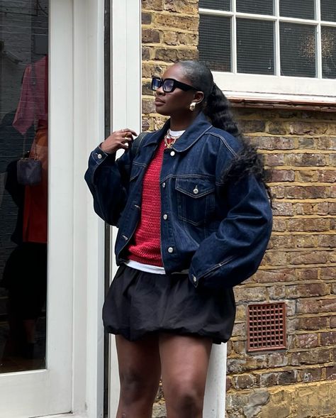 The bubble skirt and sneakers combination is undefeated for summer 🤌🏾🫶🏾💃🏾 @sizeofficial #size #certified #paid • • • • • • • • #streetwearfashion #stylingtips #denimjacket #blackgirlstyle #fashioncreator #sunmeroutfits #sustainablefashion #londonfashion #summerstyle Skirt Midsize, Bubble Skirt Outfit, Skirt And Jeans, Fashion Creator, Midsize Outfits, Skirt And Sneakers, Bubble Skirt, The Bubble, Fashion Girl