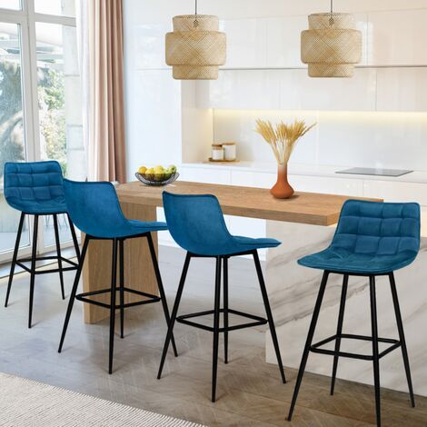 Modern Kitchen Stools, Velvet Stool, Modern Bar, Kitchen Stools, Chaise Bar, Kitchen Makeover, Bar Chairs, Bar Design, Home Decor Kitchen