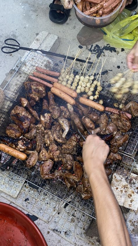 bbq Cool Instagram Pictures, Apa Aja, Food Cravings, Instagram Pictures, Happy Hour, Street Food, Love Food, Good Food, Food And Drink