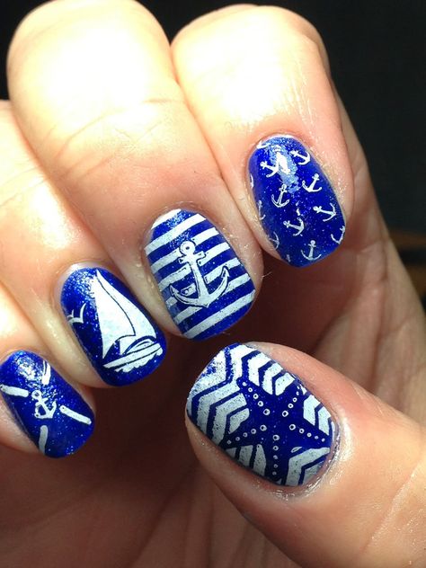 Anchor Nail Designs, Nautical Nail Designs, Anchor Nail Art, Nautical Nail Art, Anchor Nails, Cruise Nails, Nautical Nails, White Nail, Womens Nails