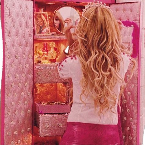 Pink Mood Board, Highschool Musical, Sharpay Evans, 2000s Pink, Movie Aesthetic, 2000s Aesthetic, Pink Girly Things, Pink Vibes, Princess Aesthetic