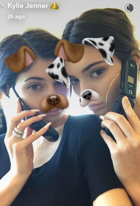 Silly: Kendall and Kylie Jenner got to spend some quality time with each other and had a blast, messing around with their own flip phones Kendall Jenner Snapchat, King Kylie 2016, Kylie Snap, Kendall Jenner 2016, Kylie Jenner Snapchat, Kylie Jenner Icons, Kylie Jenner Selfies, Kylie Jenner Hair, Kylie J