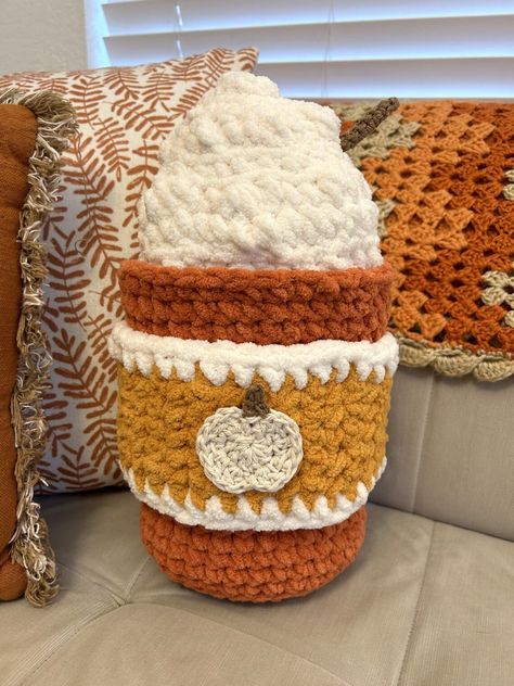 Clover Needlecraft Sewing Challenge, Pumpkin Applique, Cozy Crochet, Pumpkin Latte, Crochet Food, Knitting Needles Sizes, Crochet Pumpkin, Fall Projects, Fall Is Here