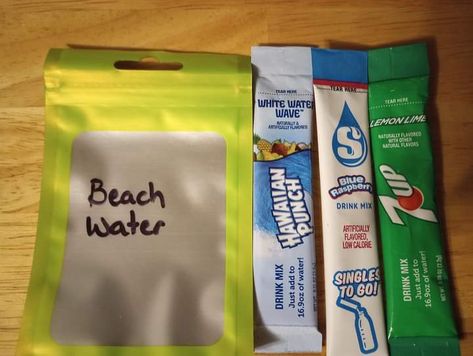 Water Flavor Packet Storage, Water Tiktok, Water Boarding, Drink Combos, Watertok Recipes, Water Packets, Tea Mixes, Water Tok, Water Flavors