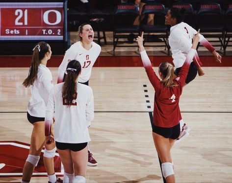 Stanford Volleyball, Stanford College, Stanford California, Volleyball Setter, Dream College, Dream School, Women Volleyball, Summer Goals, Stanford University