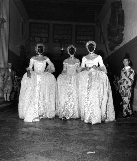 Venice Ball, Besteigui, 1951