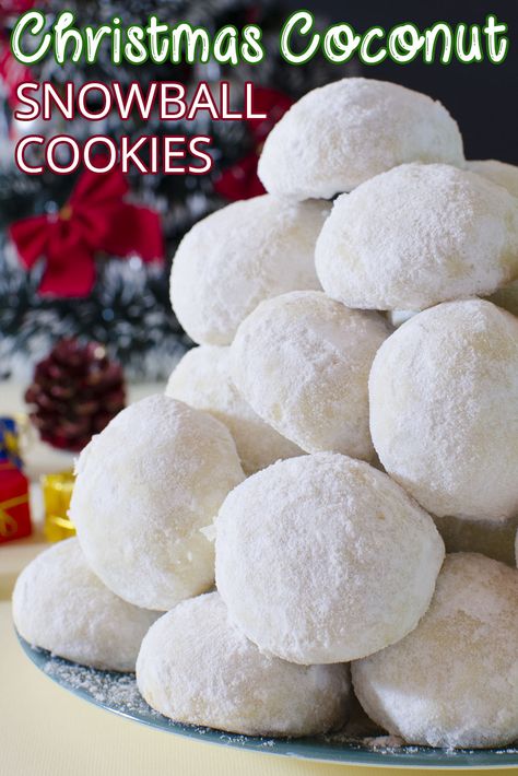 Christmas Coconut Snowball Cookies are melt-in-your-mouth, delicious coconut cookies rolled in powdered sugar. They will be perfect for your Christmas cookie tray! #christmas #cookies #coconut #snowball Christmas Coconut, Key Lime Recipes, Key Lime Desserts, Coconut Snowballs, Lime Desserts, Resepi Biskut, Lime Recipes, Snowball Cookies, Cookies Chocolate