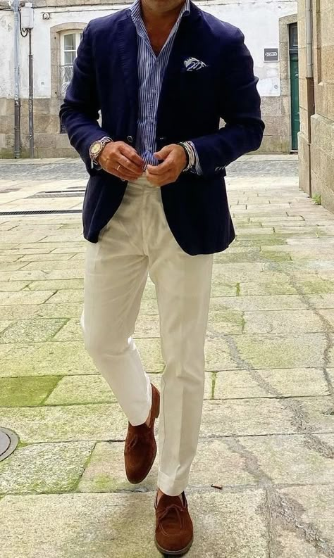 Business Casual Men Suits, Italian Wedding Outfit Men, Italian Summer Suit, Italian Gentleman Style, Gentleman Style Summer, Burgundy Suit Men, Wedding Guest Outfit Men, Italy Wedding Guest Outfit, Italy Wedding Guest