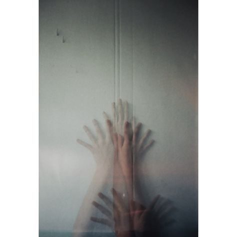 Hand Photography, Multiple Exposure, Book Projects, Science Art, Double Exposure, Blur, Two Hands, Photo Inspiration, Photography Inspiration