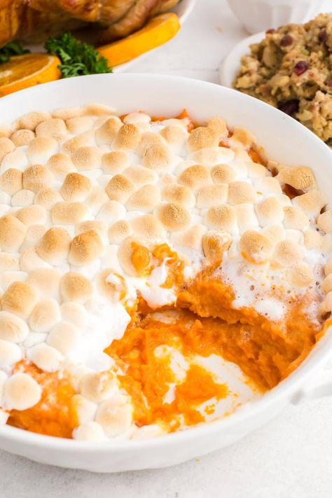 Thanksgiving Yams, Candied Yams With Marshmallows, Best Candied Yams Recipe, Yams With Marshmallows, Mashed Yams, Candied Yams Recipe, Sweet Potatoes With Marshmallows, Canned Yams, Candied Yams