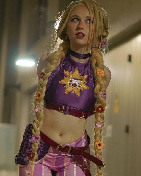 Jinx Rapunzel, Movie Cosplay Ideas, Cosplay Outfit Ideas, Cool Cosplay Ideas, Cool Cosplays, Arcane Outfits, Cosplay Facil, Halloween Cosplay Ideas, Rapunzel Inspired Outfit