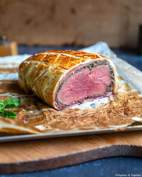 Bœuf Wellington, une recette originale et délicieuse Best Beef Wellington Recipe, French Meals, Pork Wellington, Tyler Florence Recipes, Holiday Dinner Menu, Individual Beef Wellington, Meaty Meals, Beef Wellington Recipe, Tyler Florence