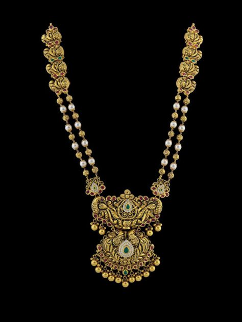 Nakshi Kundan Jewellery, Gold Kundan Necklace With Pearl Chain For Puja, Kundan Pearl Chain Temple Necklace, Elegant Gold Kundan Necklace With Peacock Design, Gold Kundan Necklace With Peacock Design, Haaram Designs, Nakshi Jewellery, Light Weight Gold Necklace, Traditional Peacock