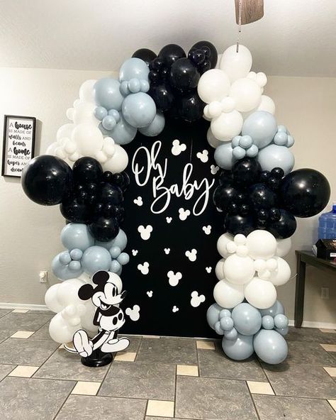 Vintage Mickey 1st Birthday, Baby Shower Disney Theme Boy, Mickey And Minnie Baby Shower Ideas, Disney Boy Baby Shower Ideas, Mickey Mouse Baby Shower Ideas For Boys, Mickey Baby Shower Ideas, Baby Mickey Baby Shower Ideas, Disney Baby Shower Ideas For Boys, Baby Shower Mickey Bebe