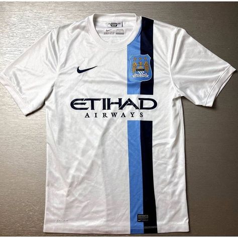 Soccer Jersey <> We manufacture of high quality “Custom Apparels” that are comfortable and durable. <> Our goal is to create clothes that the “Customer” feels good about. Embroidery / Sublimation / Screen Print / DTF Printing/ Digital Stickers / Puff Print / 3D Print / Reflective Print <> Join us for a new appreciation for casual fashion. Whatsapp:+92-348-9114252 #basketballuniforms #hoodies #basketball #sportswear #leggings #tshirts #americanfootballuniforms #baseball #gymwear #basketball... American Football Uniforms, Vintage Football Shirts, Retro Football Shirts, Hype Clothing, Classic Football Shirts, Sportswear Leggings, Soccer Kits, Jersey Outfit, Puff Print