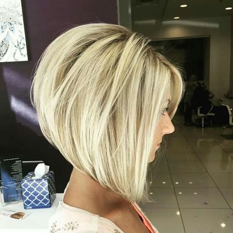 Graduated Bob Hairstyles, Kort Bob, Κούρεμα Bob, Angled Bob Hairstyles, Trendy Bob Hairstyles, Inverted Bob Hairstyles, Stacked Bob Hairstyles, Chic Short Hair, Stacked Bob Haircut