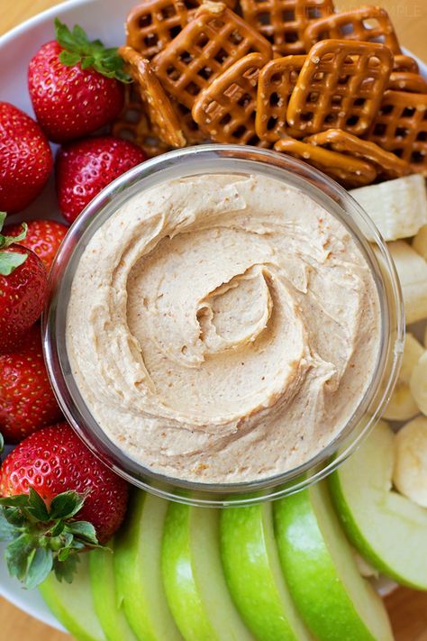 Vanilla Yogurt Recipes, Peanut Butter Yogurt Dip, Dips Sweet, Whipped Pumpkin, Peanut Butter Yogurt, Life Made Simple, Dips Recipes, Food Dips, Yogurt Dip