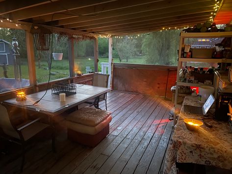 Fairy Lights Porch, Porch At Night, Porch Aesthetic Night, Porch Aesthetic, Porch String Lights, Wooden Porch, Summer Porch, Back Deck, Cottage In The Woods