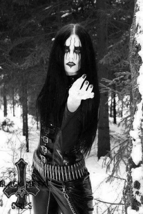 ooof Black Metal Fashion, Metal Outfit, Metalhead Girl, Black Metal Girl, Metal Chicks, Black Metal Art, Heavy Metal Girl, Alt Girls, Gothic Metal