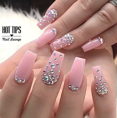 One Diamond Nail Design, Solid Nails With Rhinestones, Short Nail Rhinestone Design Ideas, Rhinestones Nails Designs, Rhinestone Nail Art Designs, Crystals Nails Design, Nails Diamonds Rhinestone, Rhinestone Nails Coffin, Pink Bling Nails Rhinestones