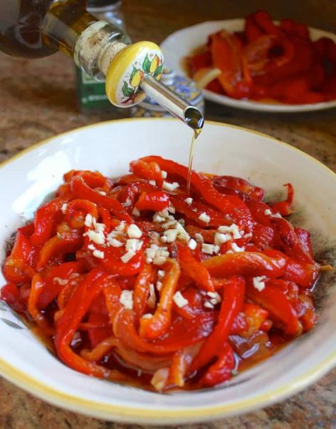 Roasted Red Pepper Antipasto Roast Red Peppers, Roasted Red Peppers Recipes, Red Pepper Recipes, Macedonian Food, Antipasto Salad, Italian Roast, Recipes Authentic, Veggie Meals, How To Roast