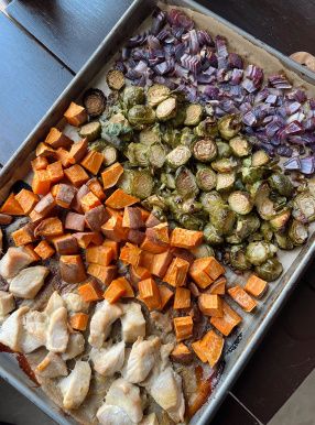 Paleo Brussel Sprouts, Maple Brussel Sprouts, Maple Dijon Chicken, Roasted Corn Salad, Sprouting Sweet Potatoes, Chicken Sheet Pan, Nutritious Lunch, Fall Recipes Breakfast, Dijon Chicken