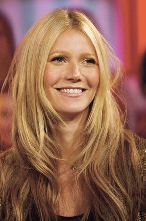 Haircut Layered, Framing Ideas, Color Rubio, Haircut Women, Ombre Hair Color, Trending Haircuts, Long Layered Hair, Trending Hairstyles, Gwyneth Paltrow