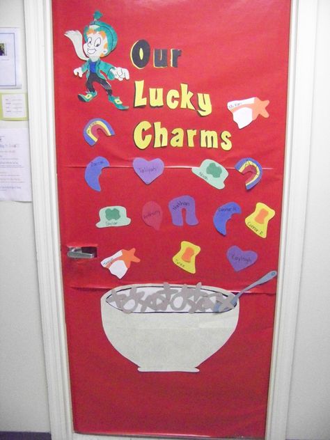 Classroom Door Ideas, March Bulletin Board, Christmas Tree Festival, Daycare Classroom, St Patricks Crafts, Classroom Doors, Kids Daycare, St Patrick's Day Crafts, Themed Classroom