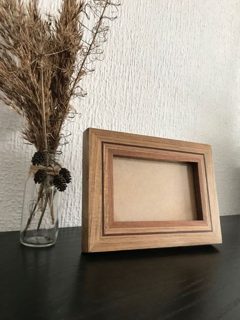 Wood Photo Frame Design, Wood Frames Diy, Play Wood, Digital Picture Frame, Painting Frame, Frame Photo, Wooden Picture Frames, All Shapes, Fine Woodworking