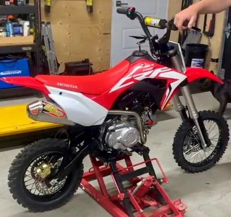 2020 CRF110 Pit Bike Pit Bike Custom, Gummy Bear Cakes, Landcruiser Ute, 110 Pit Bike, Custom Dirt Bike, Bike Modification, Pit Bikes, Motorcross Bike, Honda Crf