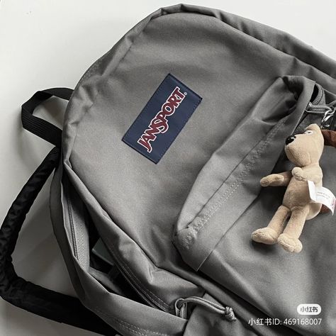 Gray Jansport Backpacks, Jansport Backpacks Gray, Jansport Grey Backpack, Gray Backpack Aesthetic, Grey Backpack Aesthetic, Jansport Backpacks Aesthetic, Jansport School Bags, Grey Jansport Backpack, School Backpack Jansport