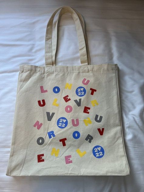 Harry Styles Things To Buy, Harry Styles Pottery Painting, School Manifestation, Mcu Multiverse, Totebag Painting, Harry Styles Tote Bag, Painted Totes, Harrie Core, Brand Merch