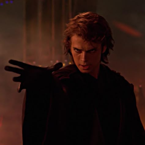 Anakin Skywalker Icons Aesthetic, Anikan Skywalker Aesthetic, Anakin Skywalker Pfps, Star Wars Anikan, Anakin Pfp, Anakin Skywalker Pfp, Anakin Aesthetic, Anakin Skywalker Aesthetic, Anakin Skywalker Icon