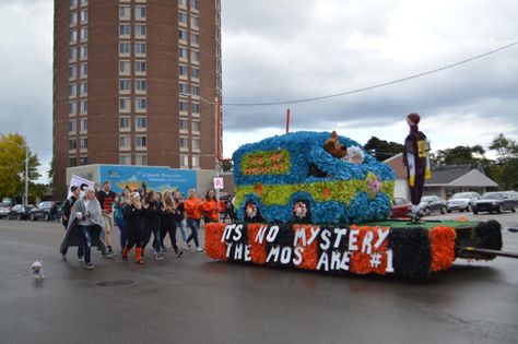 Scooby Doo Parade Float Ideas, Scooby Doo Homecoming Float, Floats For Parade Homecoming, Hoco Float Ideas Freshman, Hoco Floats, Hoco 2023, Homecoming Floats, Homecoming Themes, High School Homecoming