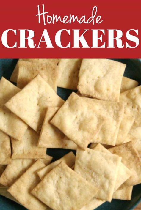 You can make Homemade Crackers in under 20 minutes. Super easy and way better than the store-bought kind! #crackers #baking #snack Oat Crackers Recipe, Homemade Saltine Crackers, Saltine Cracker Recipes, Crackers Homemade, Homemade Crackers Recipe, Oat Crackers, Cracker Recipe, Savoury Crackers, Crackers Recipe