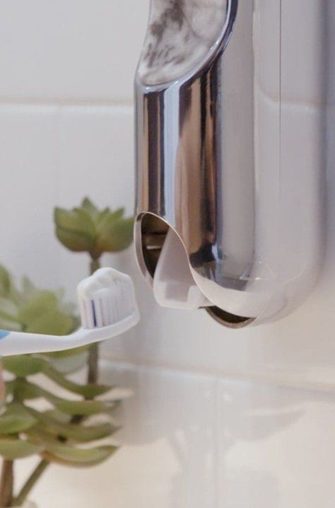 Aesthetic Bathroom, Bath Ideas, Toothpaste Dispenser, Stylish Bathroom, Frothing Pitcher, Health Matters, Bathroom Cleaning, Oral Hygiene, Cool Gadgets