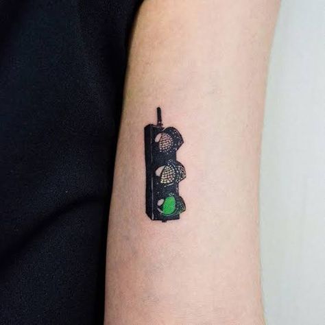 Stoplight Tattoo, Detail Art, Cute Tattoos, Print Tattoos, Paw Print Tattoo, Paw Print, Tatting, Tattoos