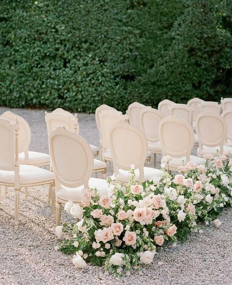 Flower Aisle, Ceremony Flowers Aisle, Floral Aisle, Wedding Table Setup, Dusty Pink Weddings, Pink Roses Wedding, Blush Wedding Flowers, Ceremony Aisle, Aisle Flowers