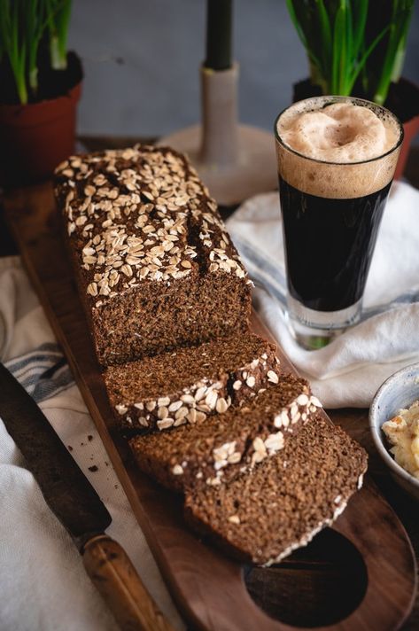 A traditional Irish Guinness brown bread recipe made with hearty whole grains and delicious Guinness stout. This quick and easy brown bread is ready in under 1 hour! | fareisle.com #brownbreadrecipe #irishbrownbread #irishbrownsodabread #guinnessbread #stoutbread #irishbread #sodabread #guinnessbrownbread #irishsodabread #brownbread #irishwheatbread #wholewheatbread #foodphotography #foodstyling #breadrecipe #easybreadrecipe #stpatricksday #stpaddysday #irishfood #irishbeer #guinnessrecipes Guinness Brown Bread, Irish Brown Bread Recipe, Guinness Recipes, Irish Brown Bread, Brown Bread Recipe, Irish Bread, Beer Bread Recipe, Irish Soda Bread Recipe, Loaf Cakes